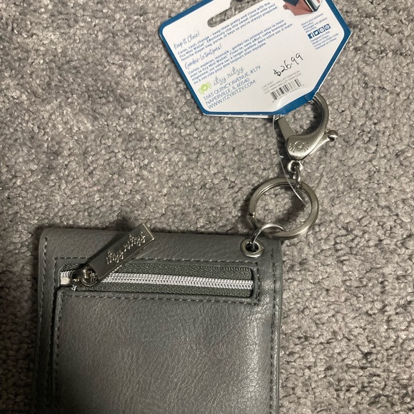 Itzy Ritzy Wallet - Picture 4 of 4